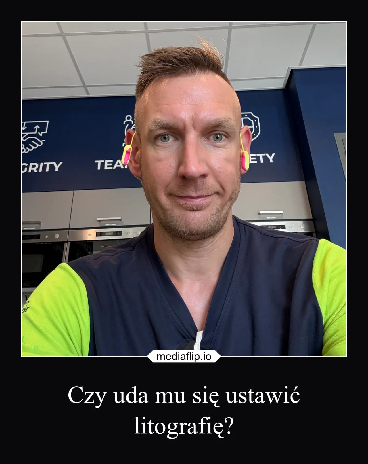 mediaflip.io - Czy uda mu się ustawić litografię?