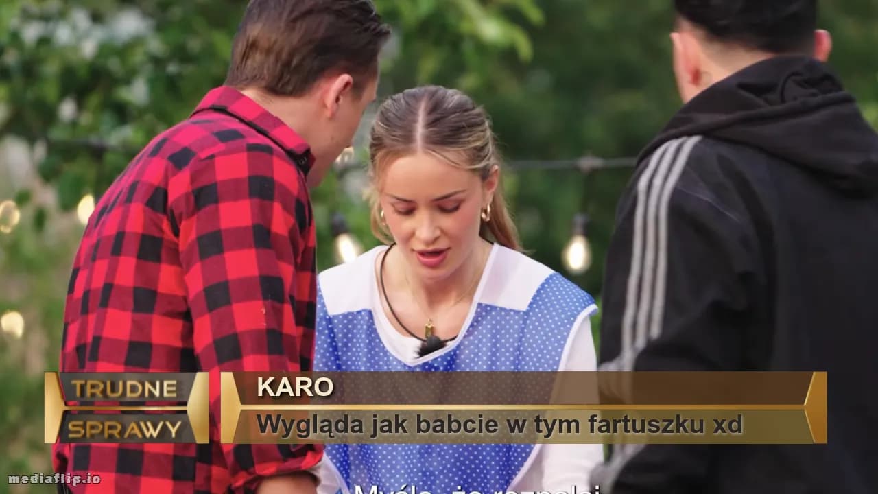 Karo
Wygląda jak babcie w tym fartuszku xd