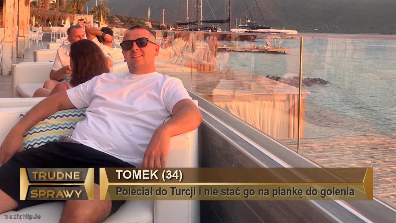 Tomek (34)
Poleciał do Turcji i nie stać go na piankę do golenia 