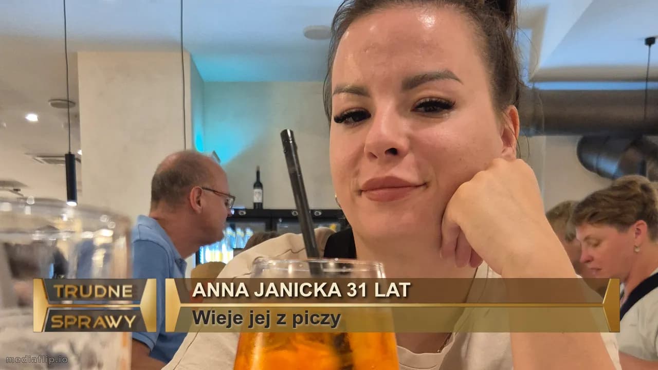 Anna Janicka 31 lat
Wieje jej z piczy